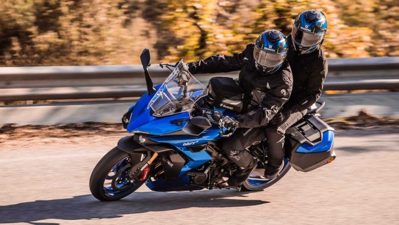 मोटरसाइकलमा पछाडि बस्नेले पनि हेल्मेट लगाउनुपर्ने व्यवस्था गरिँदै