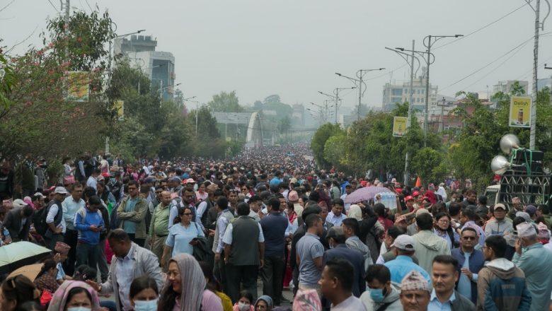 शिक्षकहरुको समस्या छिटो समाधान गर्न आयोग आग्रह
