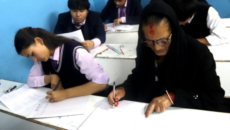 कक्षा १२ को परीक्षामा ७३ वर्षीया परीक्षार्थीको सहभागिता