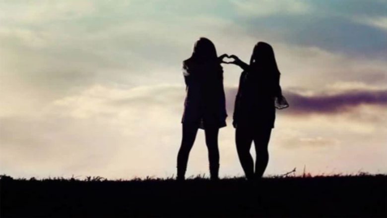 दुई युवतीले गरे विवाह