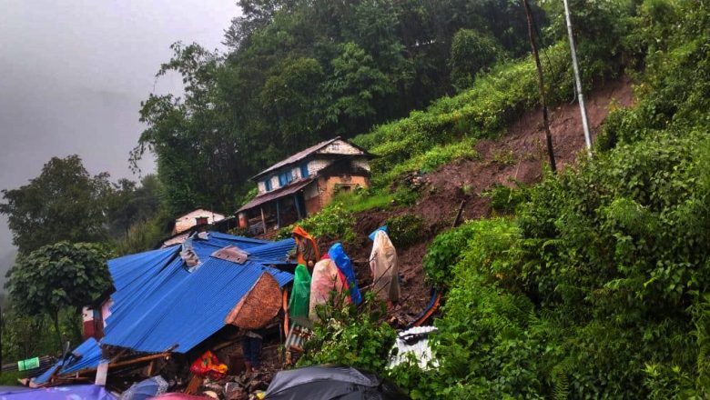 पहिरोको कारण श्रीमानको मृत्यु , श्रीमती बेपत्ता