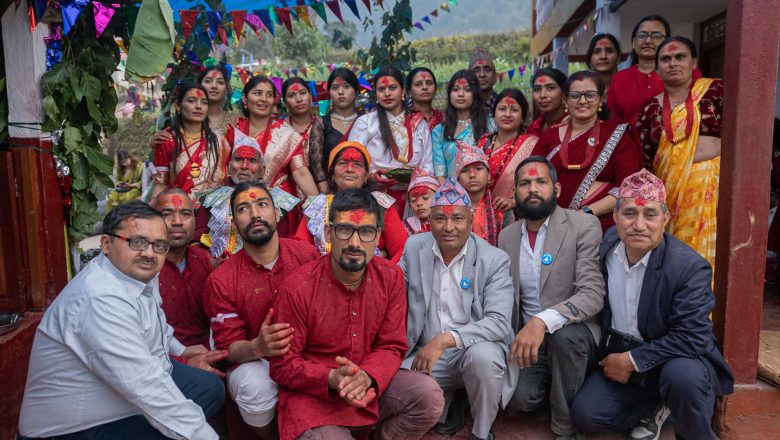 डा.माधव थापाको घरदैलो अभियान तीव्र